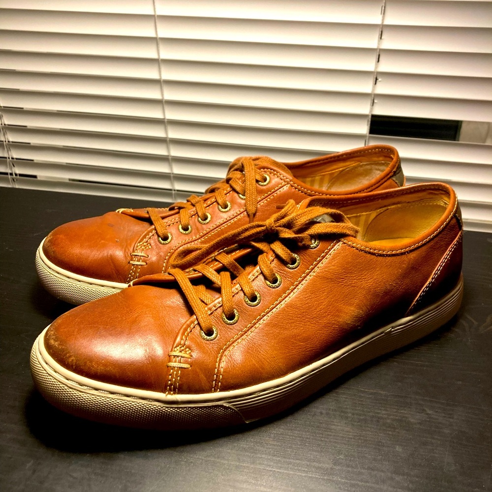 Sperry Leather Sneakers